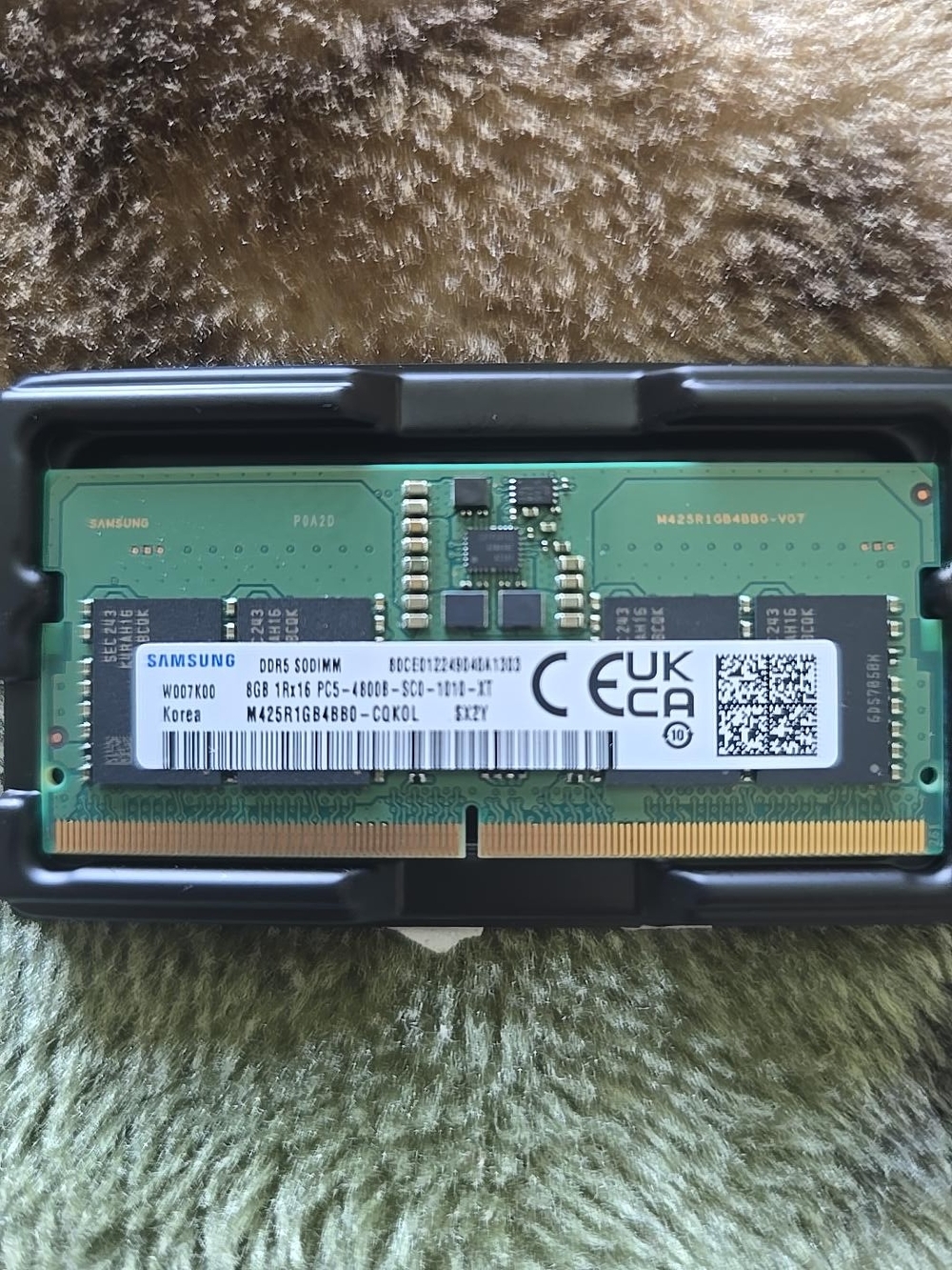 Samsung DDR5 SO-DIMM Laptop Memory Module - Green and Black